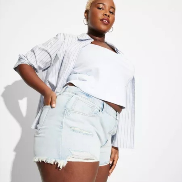 5/$25 Wild Fable Distressed Denim Shorts (Plus) NWT - Picture 1 of 7